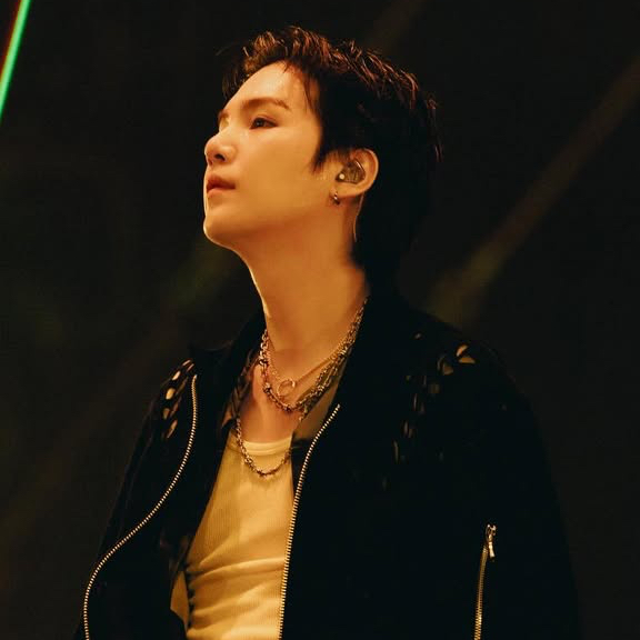 슈가 (방탄소년단) 최근 활동샷