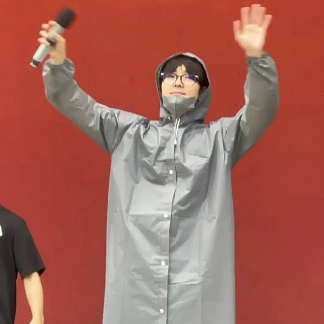 A moment captured by Wonwoo (SEVENTEEN)'s fan