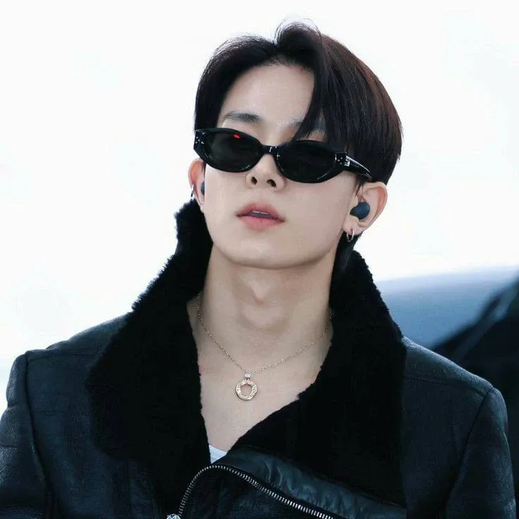 Foto terbaru Heeseung