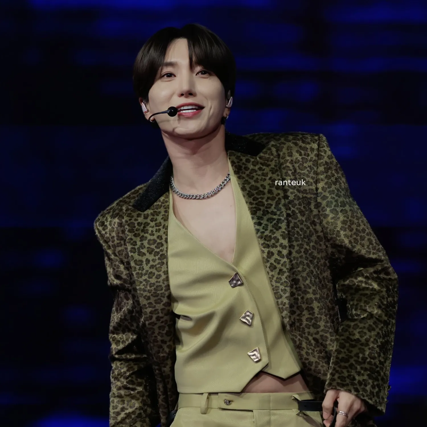 Latest photo of Leeteuk (Super Junior)