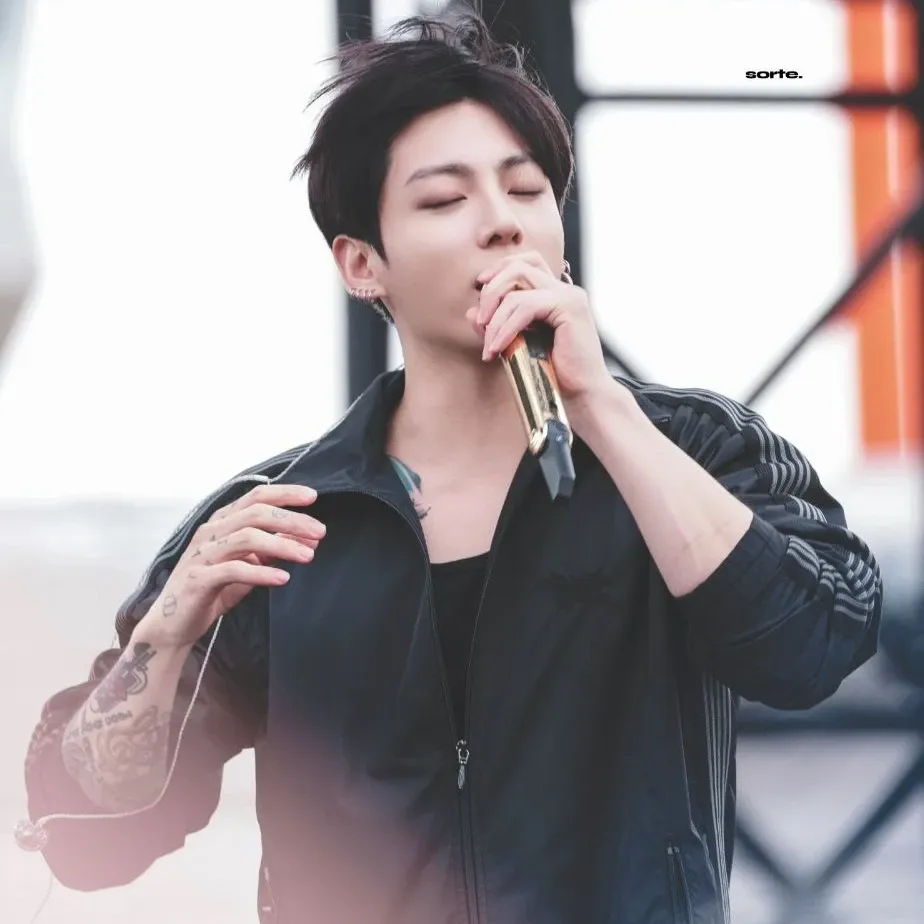 정국 (방탄소년단) 최근 활동샷