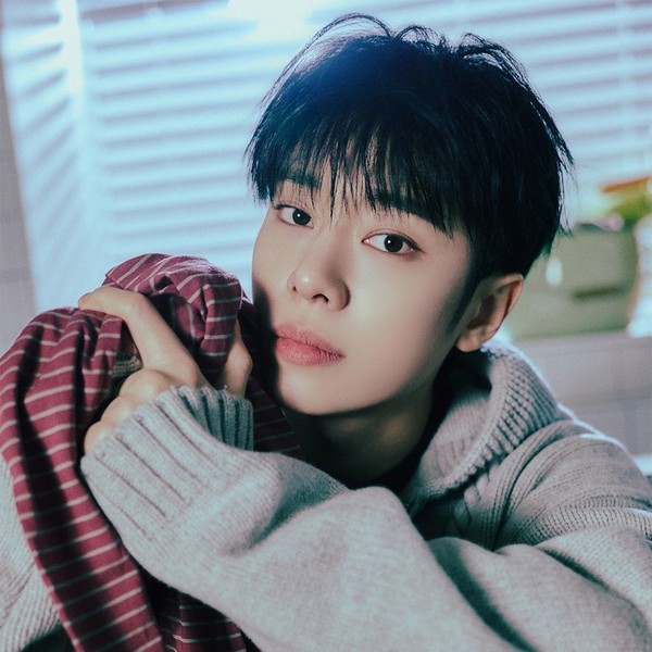 Best moment chosen by Kim Donghyun (AB6IX) fandom