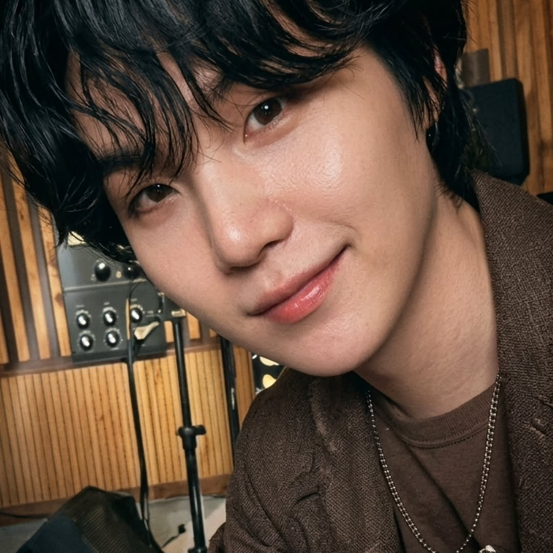 Latest photo of SUGA (BTS)