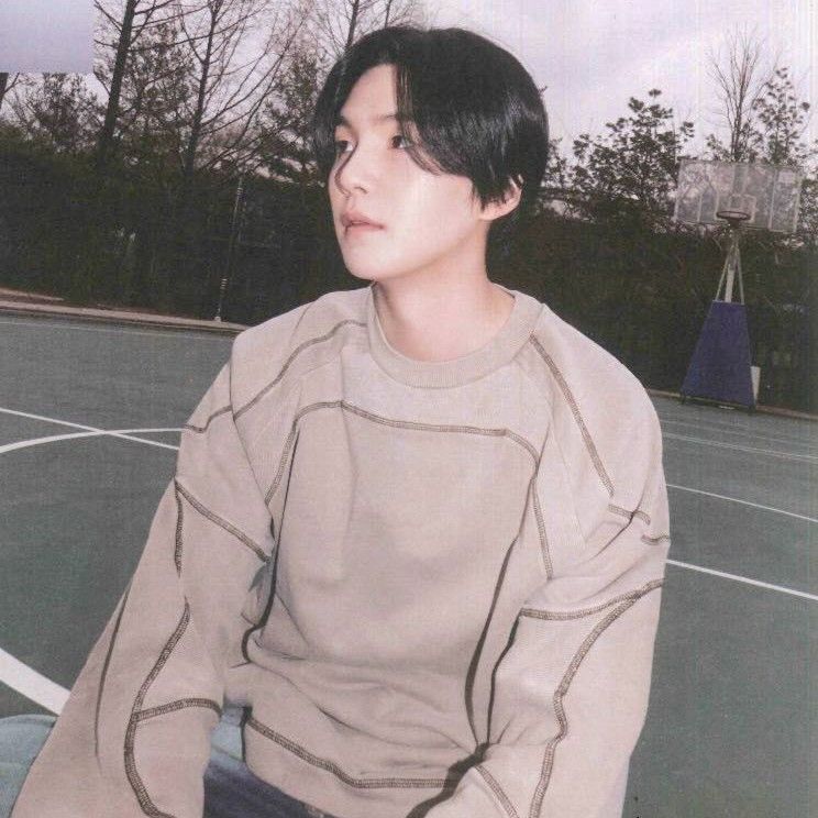 Potret di balik layar SUGA (BTS)