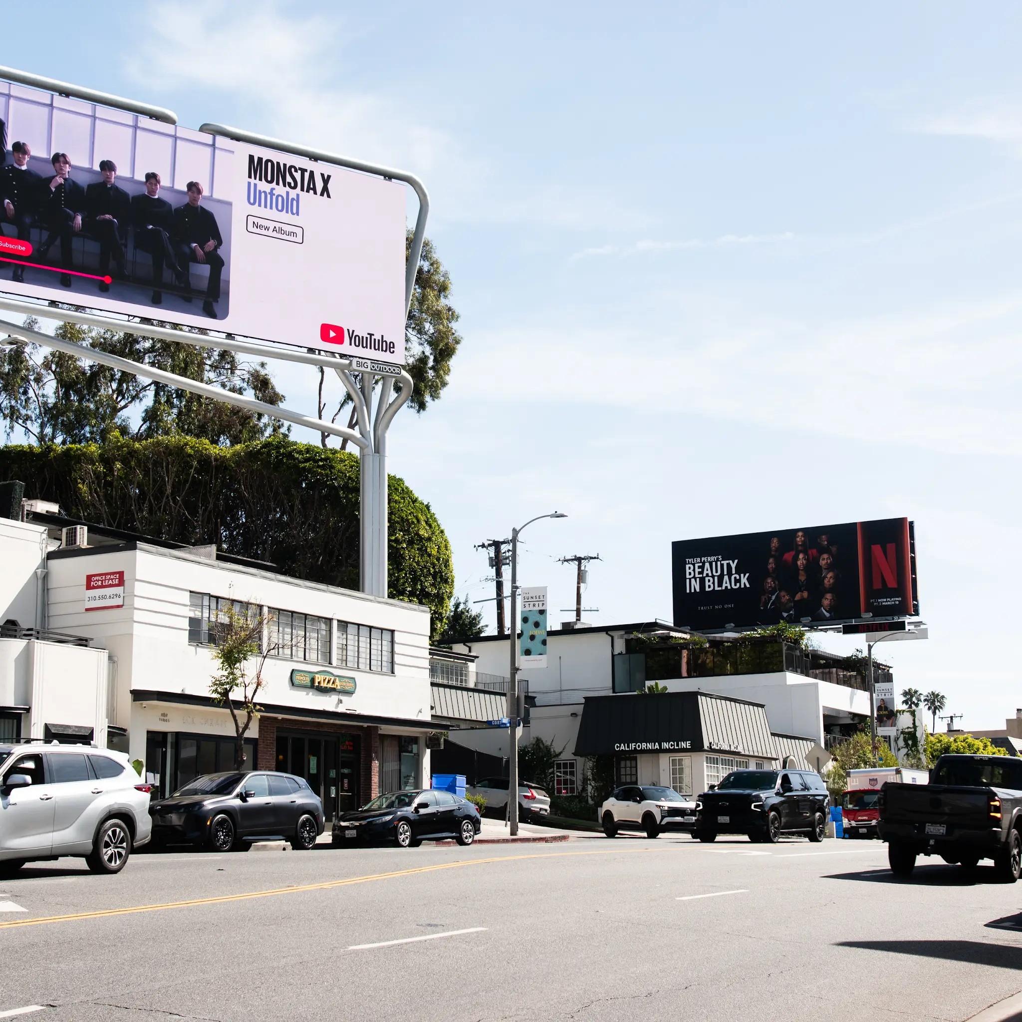 A moment captured by Shownu (MONSTA X)'s fan