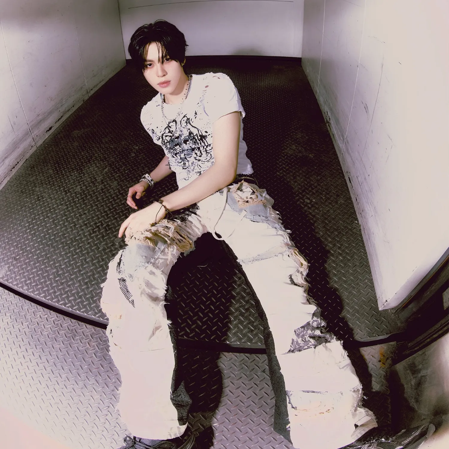 Behind-the-scenes cut of A-Min (EPEX)