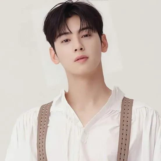 Latest photo of Eunwoo (ASTRO)