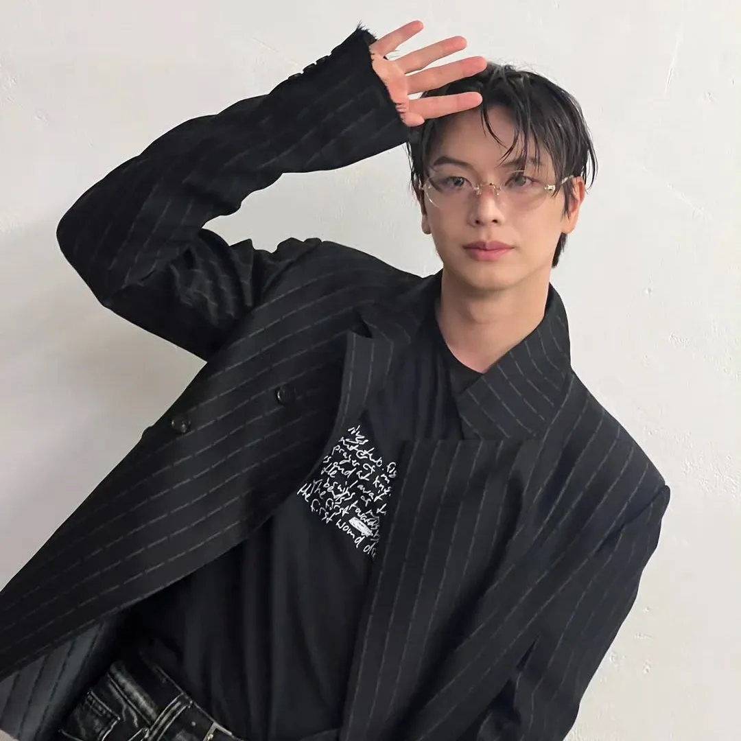 Latest photo of Yook Sungjae (BTOB)