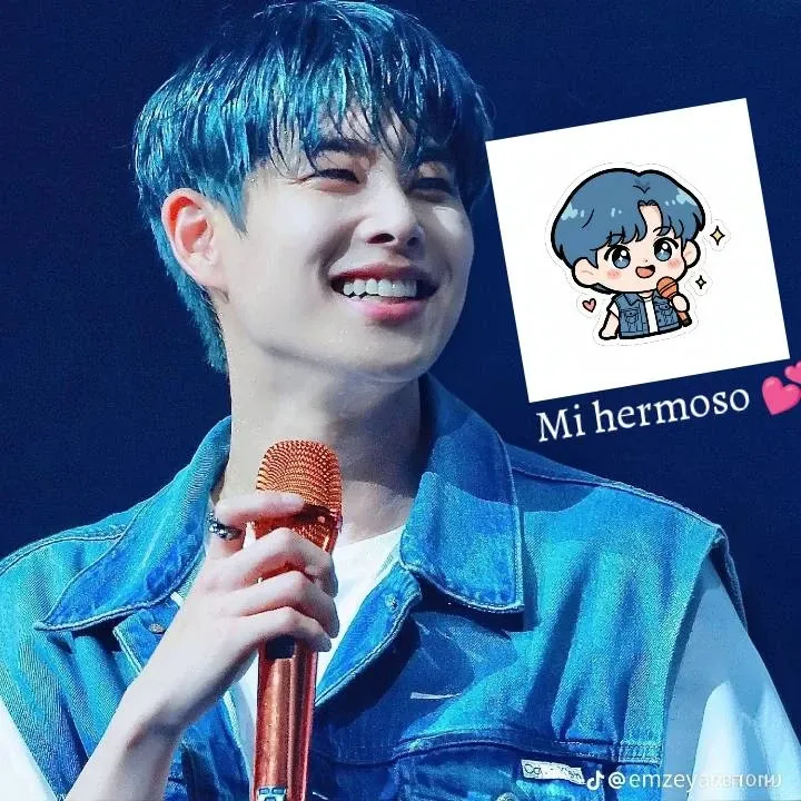 A moment captured by MJ (ASTRO)'s fan