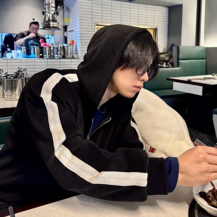 Behind-the-scenes cut of Rocky