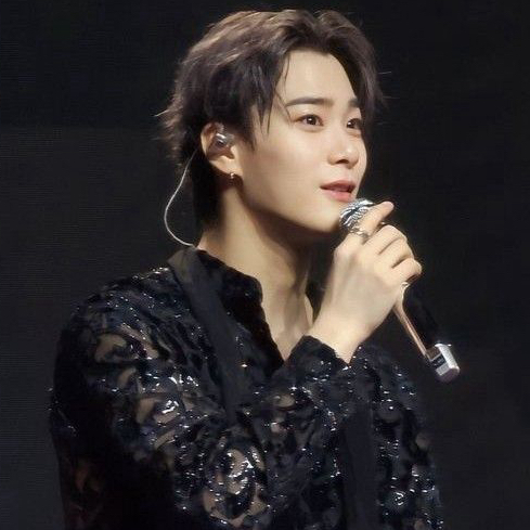 A moment captured by Moonbin (ASTRO)'s fan