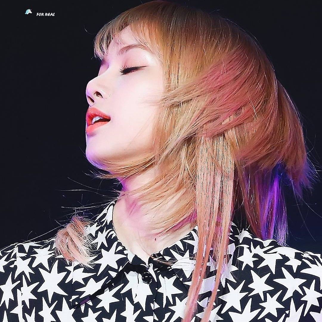 리사 (BLACKPINK)의 비하인드 컷