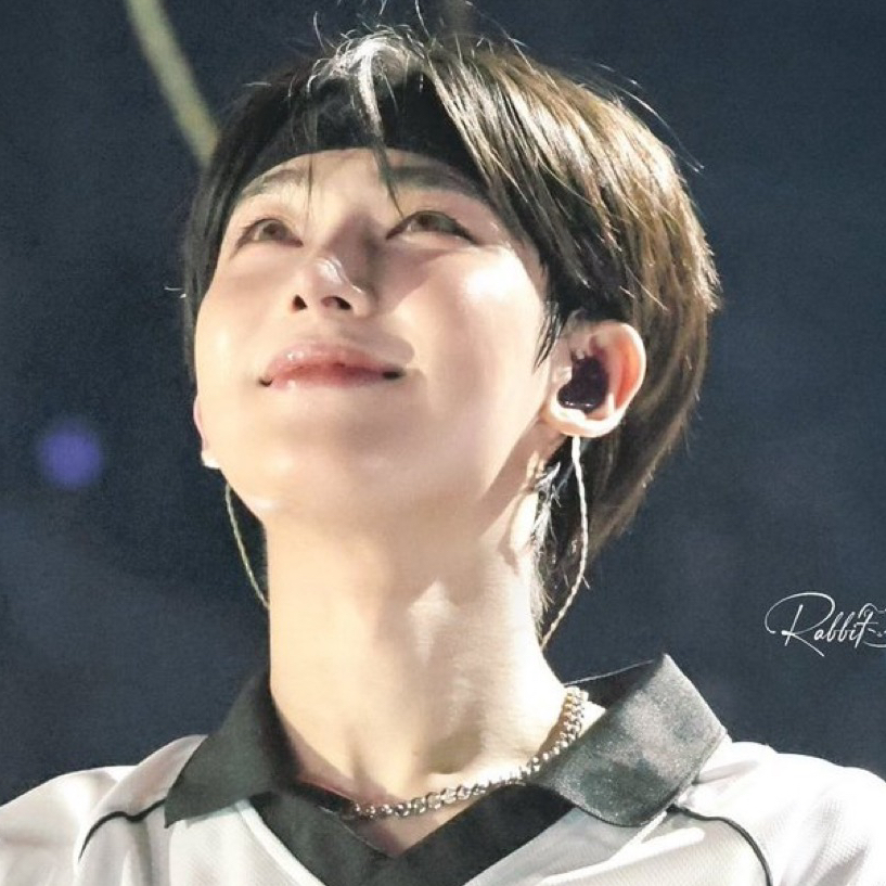 선우 (ENHYPEN) 최근 활동샷