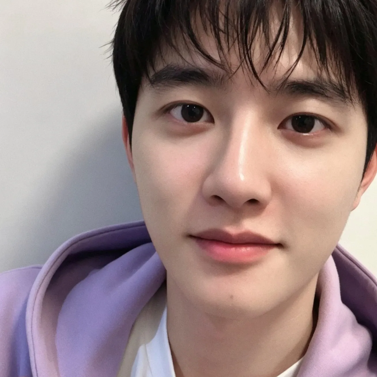 Foto aktivitas terbaru D.O. (EXO)
