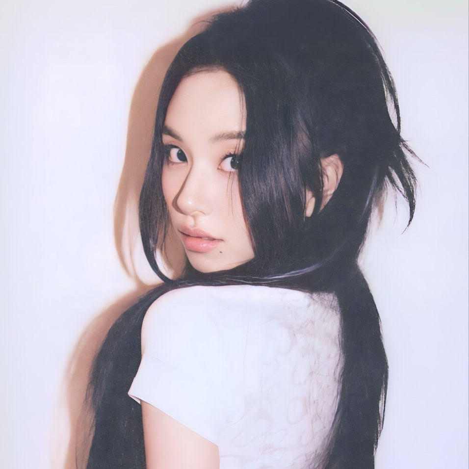 彩瑛 (TWICE)的幕后花絮