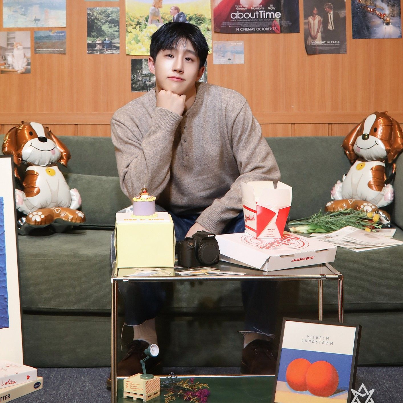 Latest photo of Jinjin (ASTRO)