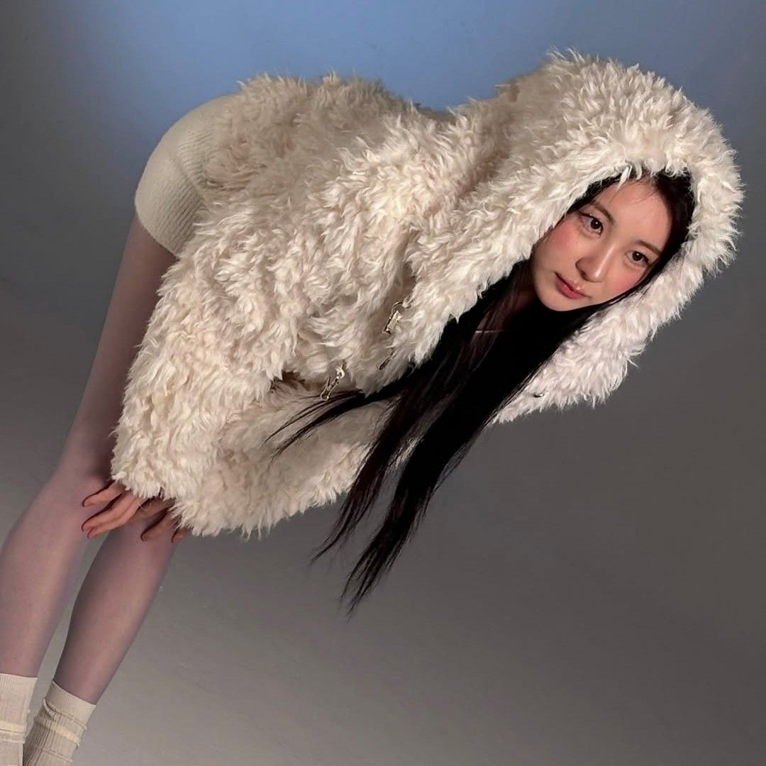 Foto terbaru Lee Chaeyeon