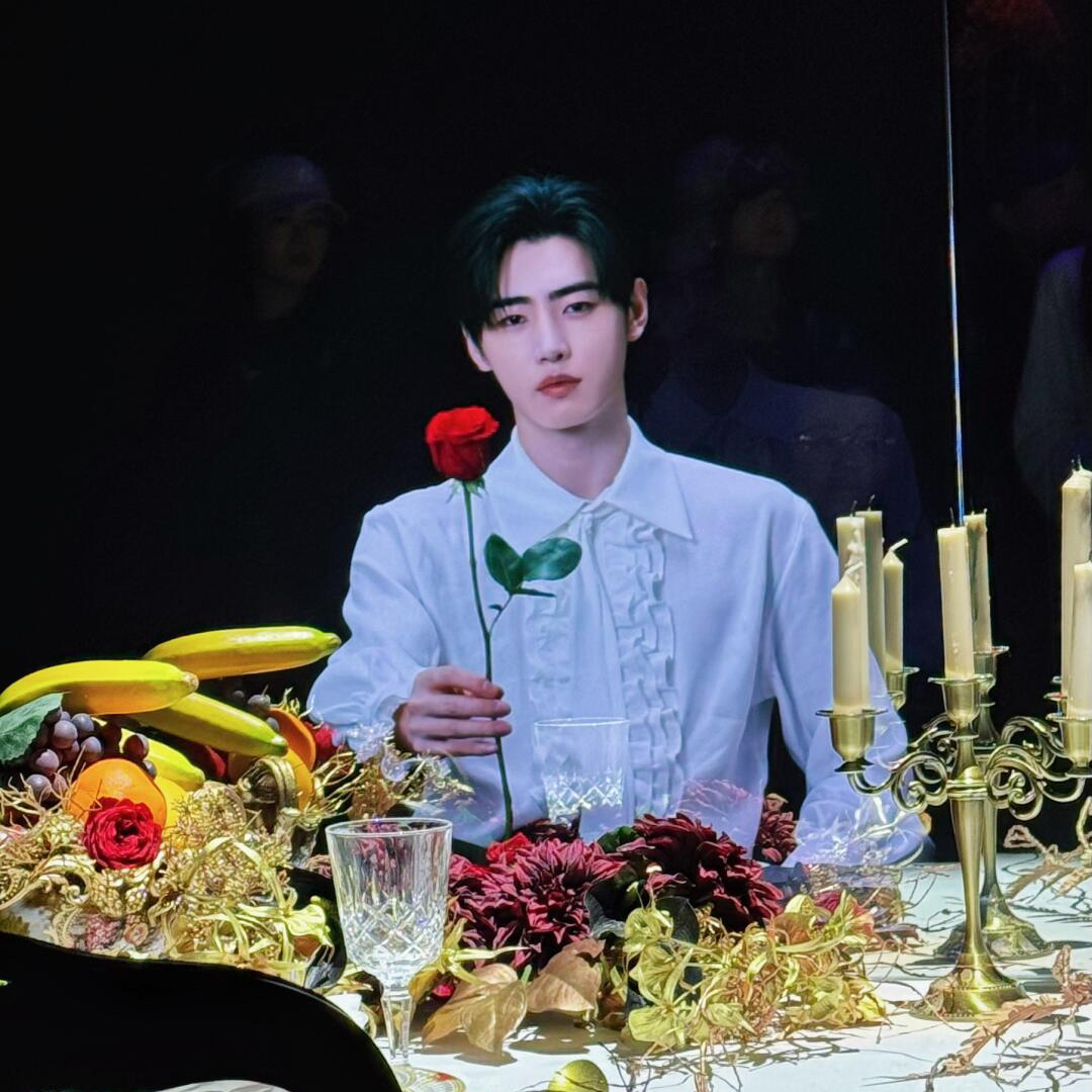 Momen yang diabadikan oleh penggemar Sunghoon (ENHYPEN)