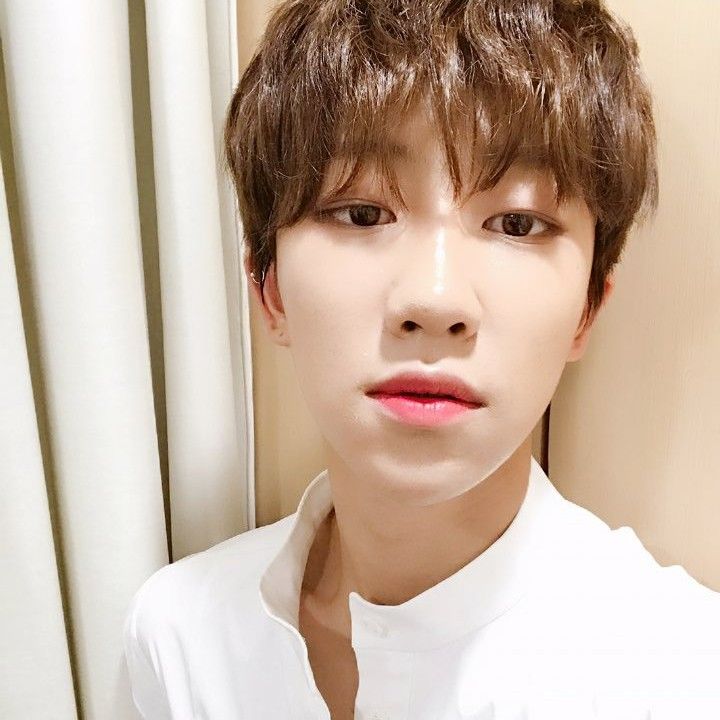 Behind-the-scenes cut of The 8 (SEVENTEEN)