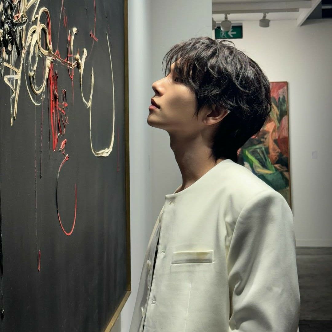 Latest photo of Joshua (SEVENTEEN)