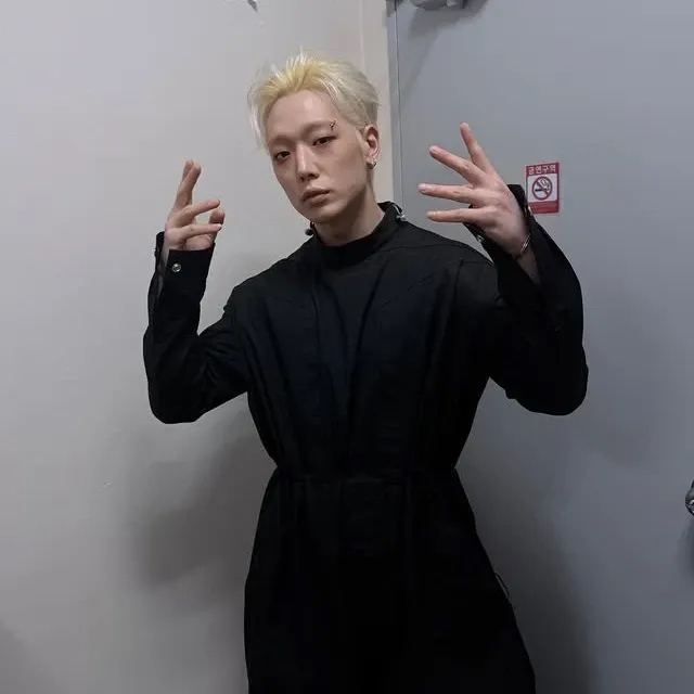 Latest photo of BOBBY (iKON)