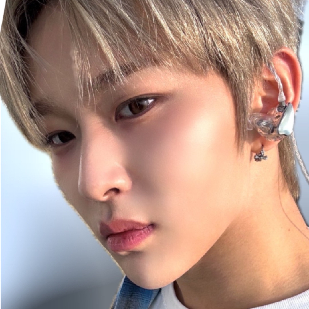 Must-see popular post of 하승 (WHIB), your favorite