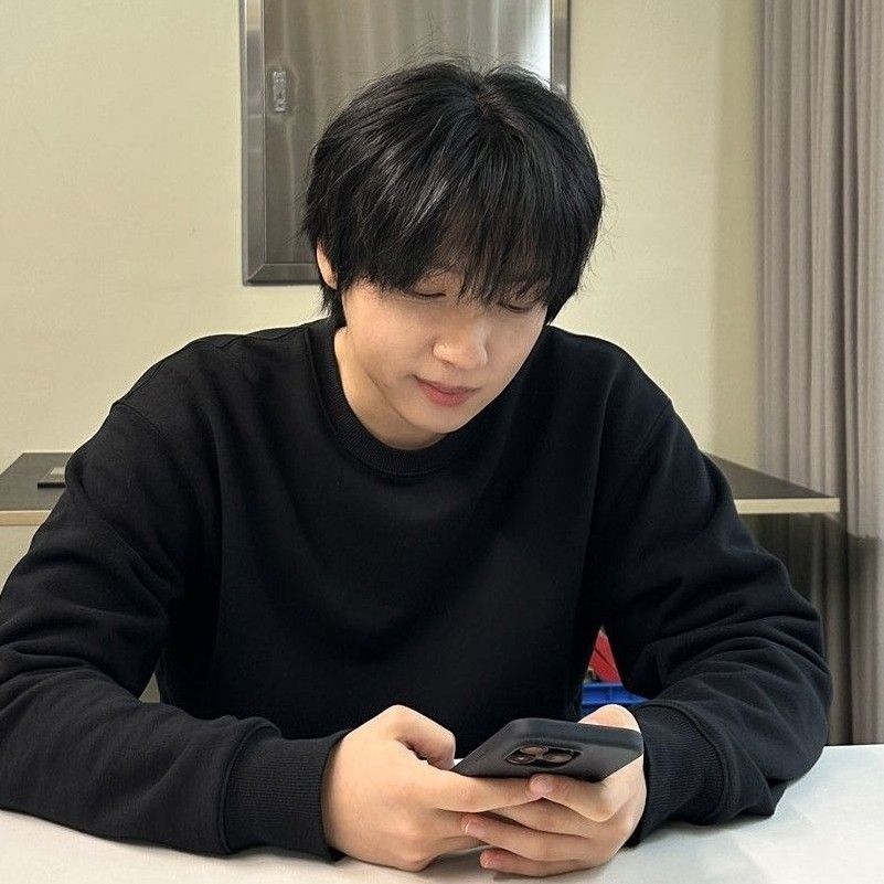 Behind-the-scenes cut of Jeong Sewoon