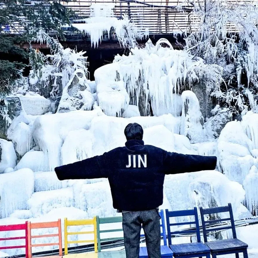 Foto terbaru Jin (BTS)