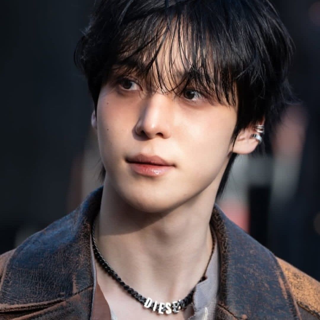 Behind-the-scenes cut of ATEEZ