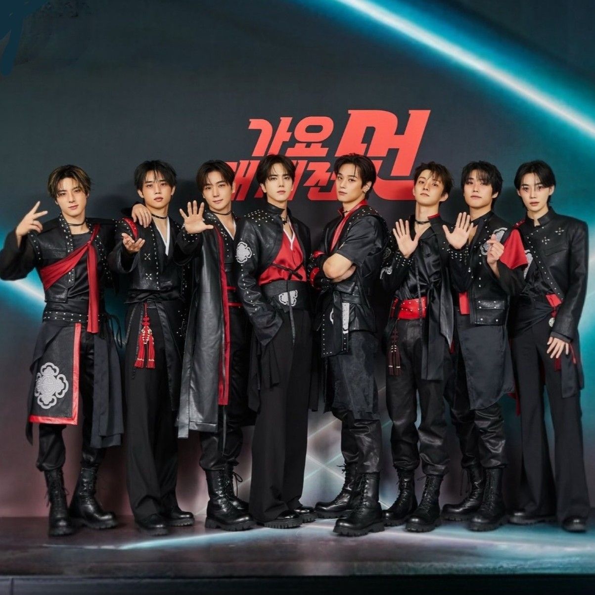 Behind-the-scenes cut of Hyunjae (THE BOYZ)