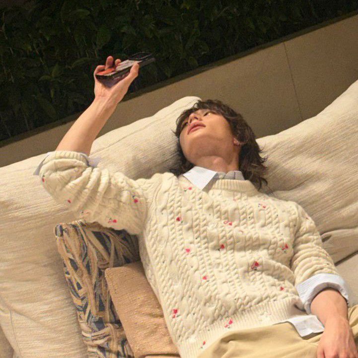 Latest photo of Hyunjin (Stray Kids)