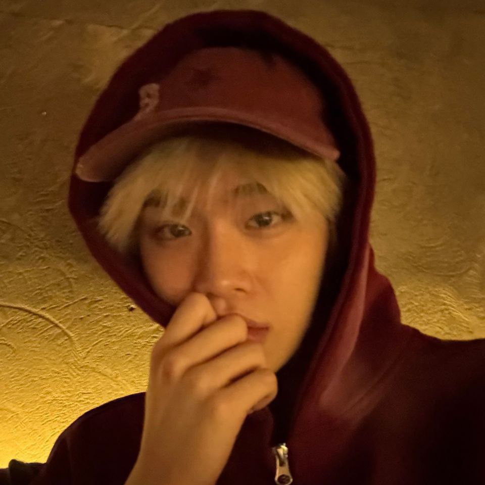 Recent activity shot of Kim Taerae (ZEROBASEONE)