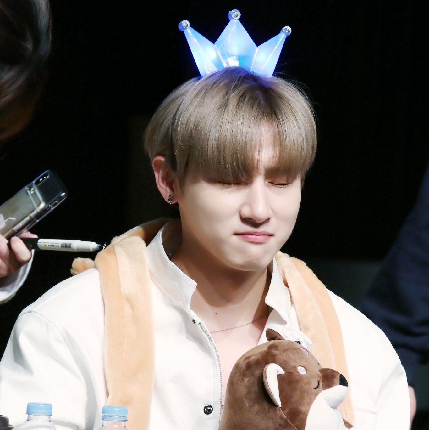 A moment captured by MONSTA X's fan