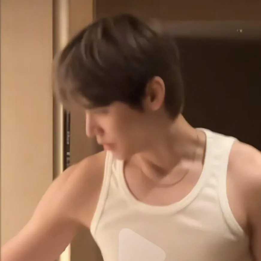 A moment captured by Eunseok (RIIZE)'s fan