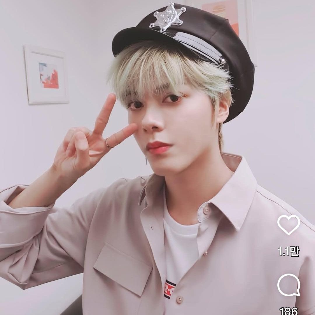 Latest photo of Ji Hansol