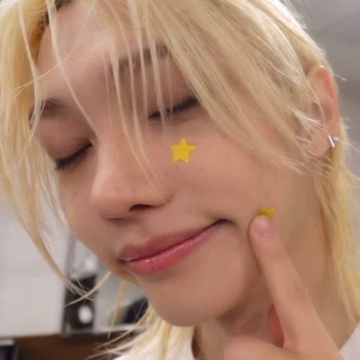 A moment captured by Felix (Stray Kids)'s fan