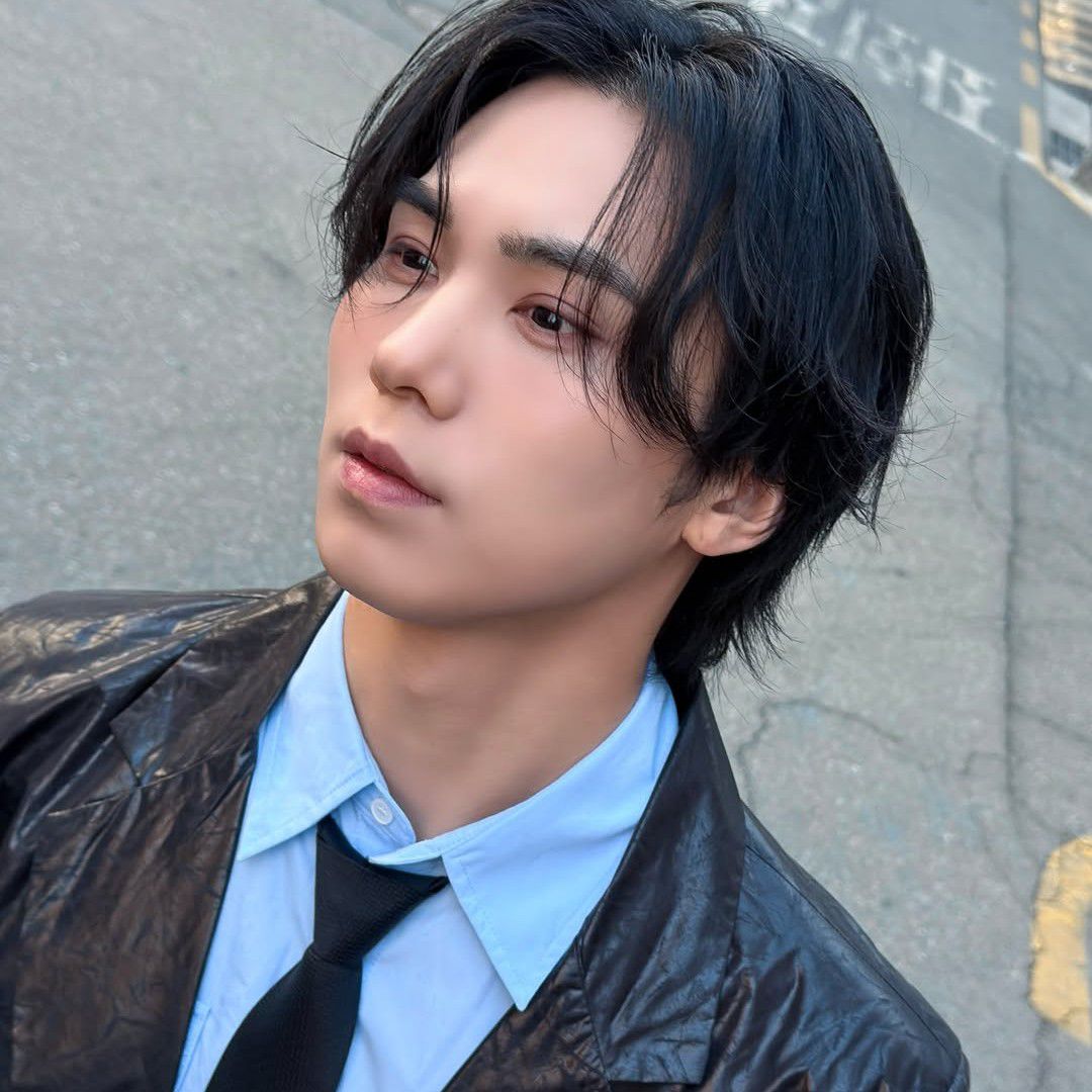 A moment captured by Rocky's fan