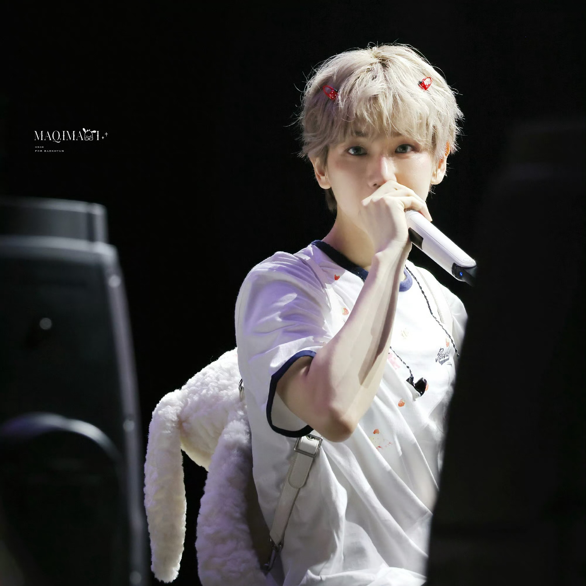 백현 (EXO) 최근 활동샷