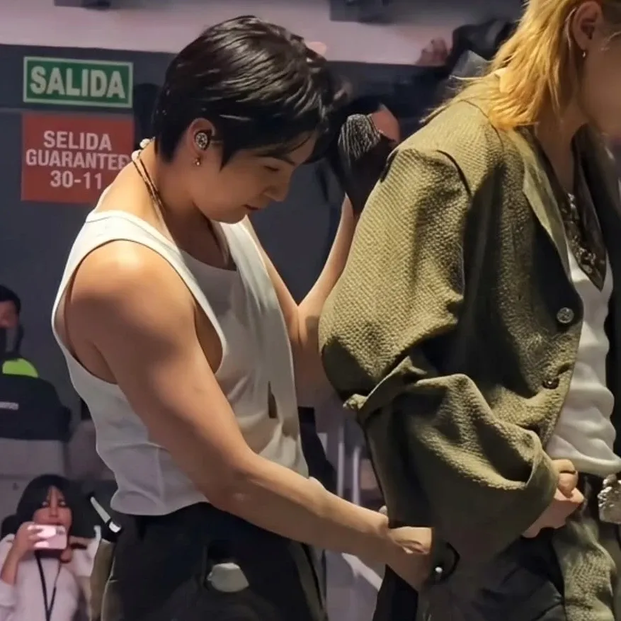 Momen yang diabadikan oleh penggemar SUGA (BTS)