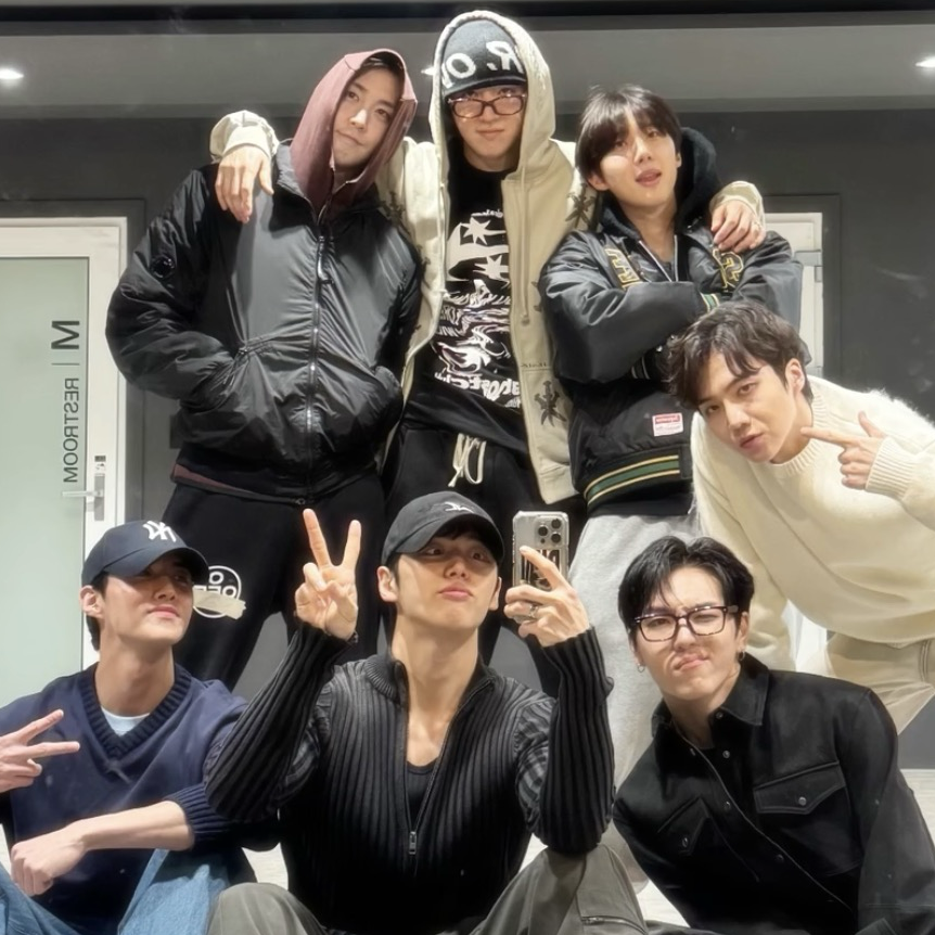 A moment captured by PENTAGON's fan