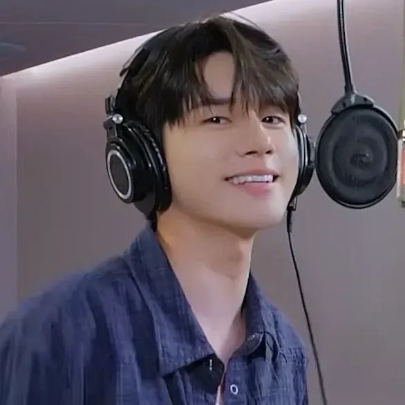 옹성우의 비하인드 컷