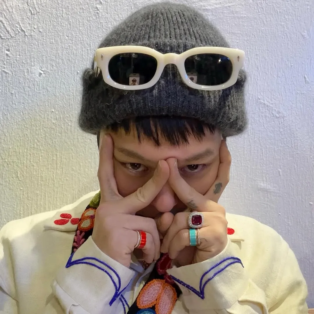 Recent activity shot of G-DRAGON (BIGBANG)