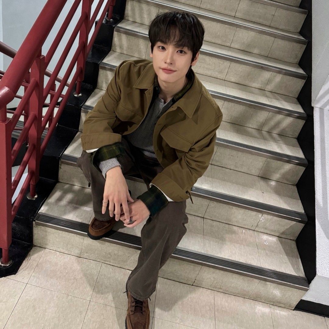 Latest photo of Inseong (SF9)