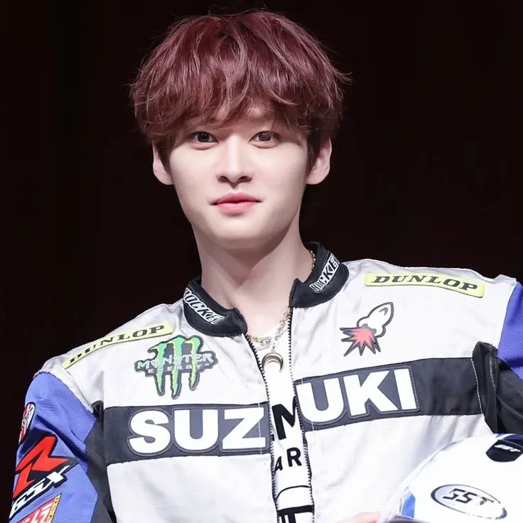 A moment captured by Lee Know (Stray Kids)'s fan