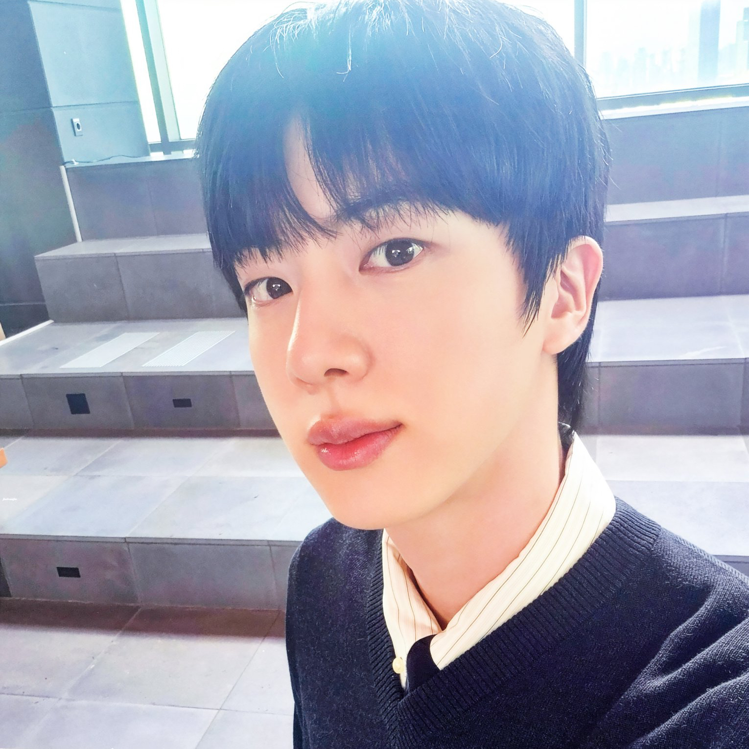 Foto terbaru Jin (BTS)