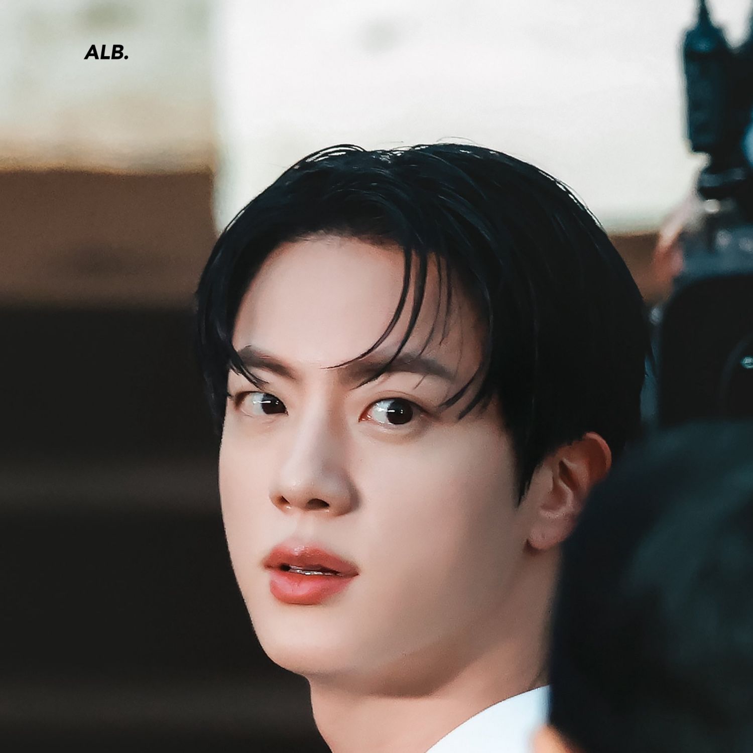 Potret di balik layar Jin (BTS)