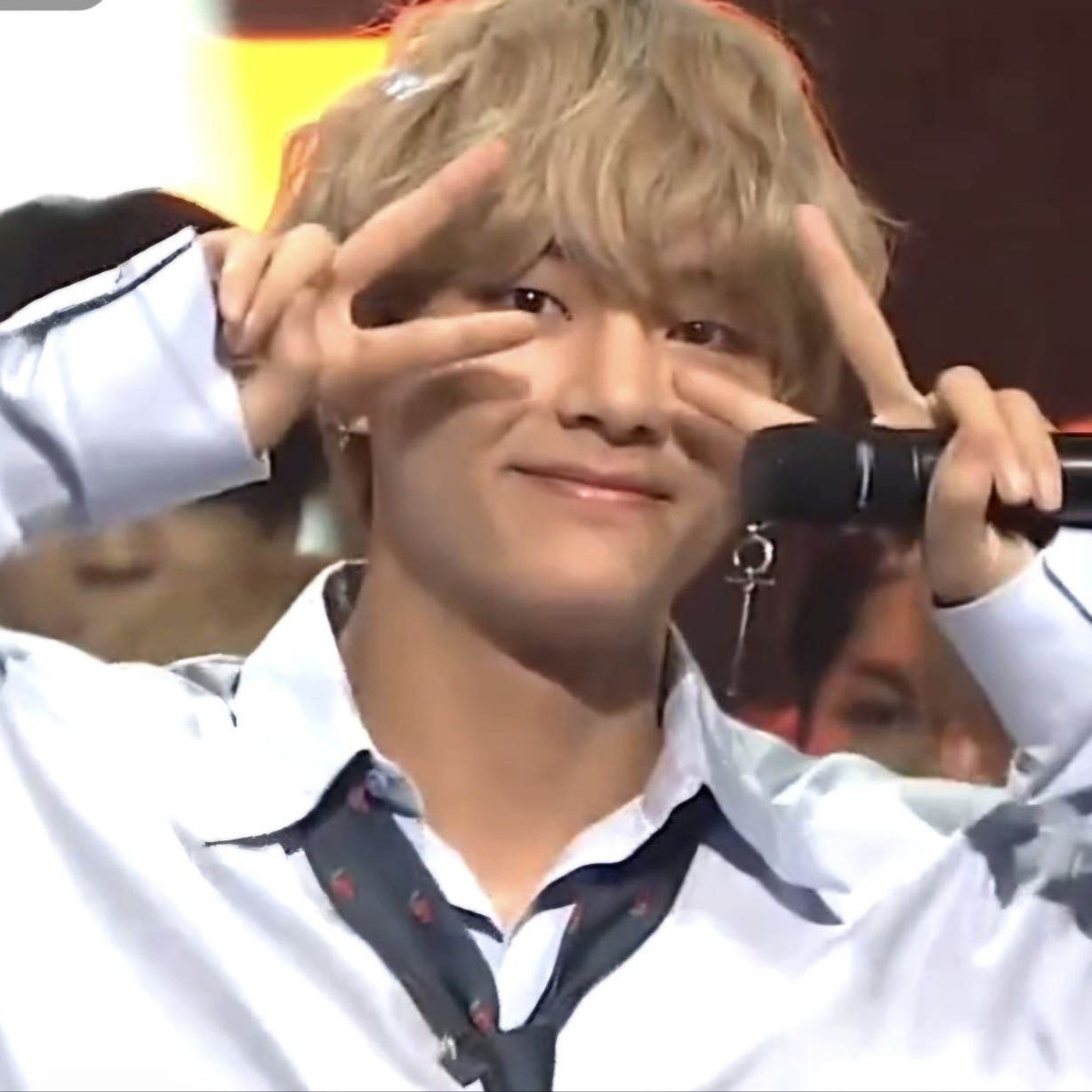 Today's hottest K-pop community feed