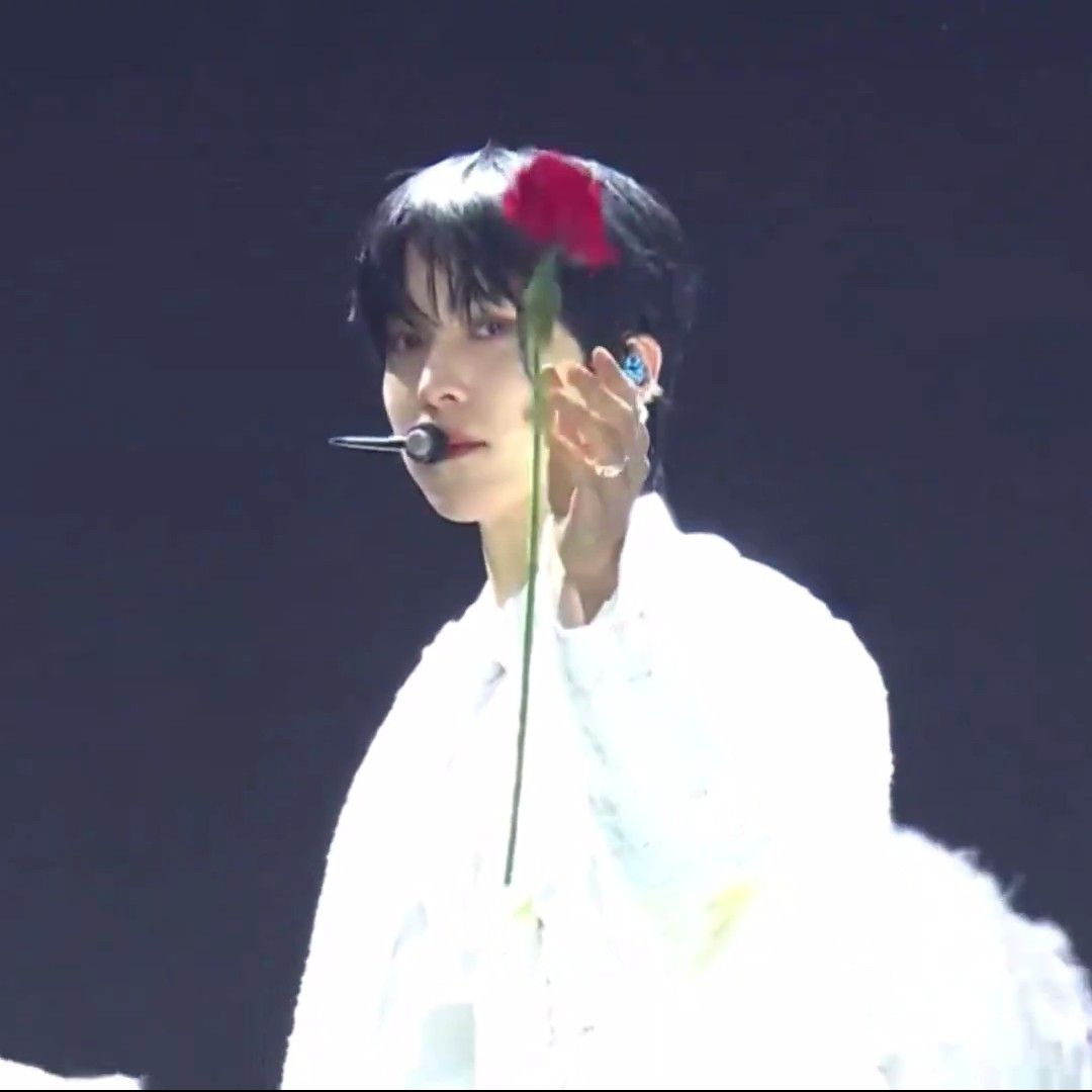 A moment captured by Yunho (ATEEZ)'s fan