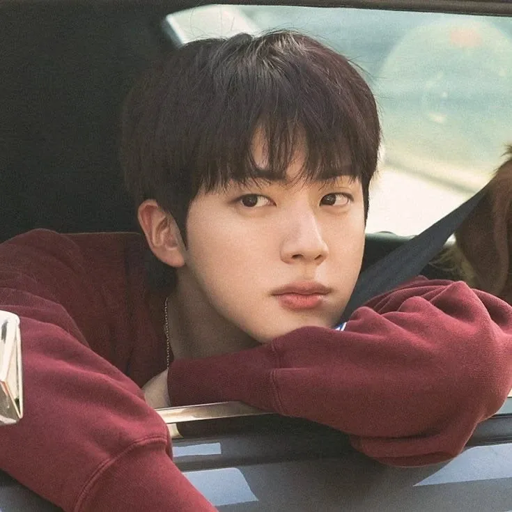 진 (방탄소년단)의 최신 사진