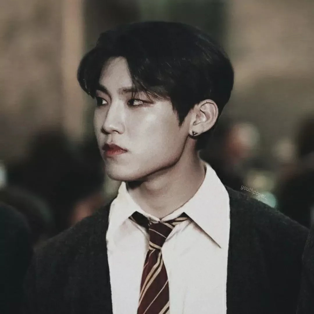 Latest photo of Park Woojin (AB6IX)